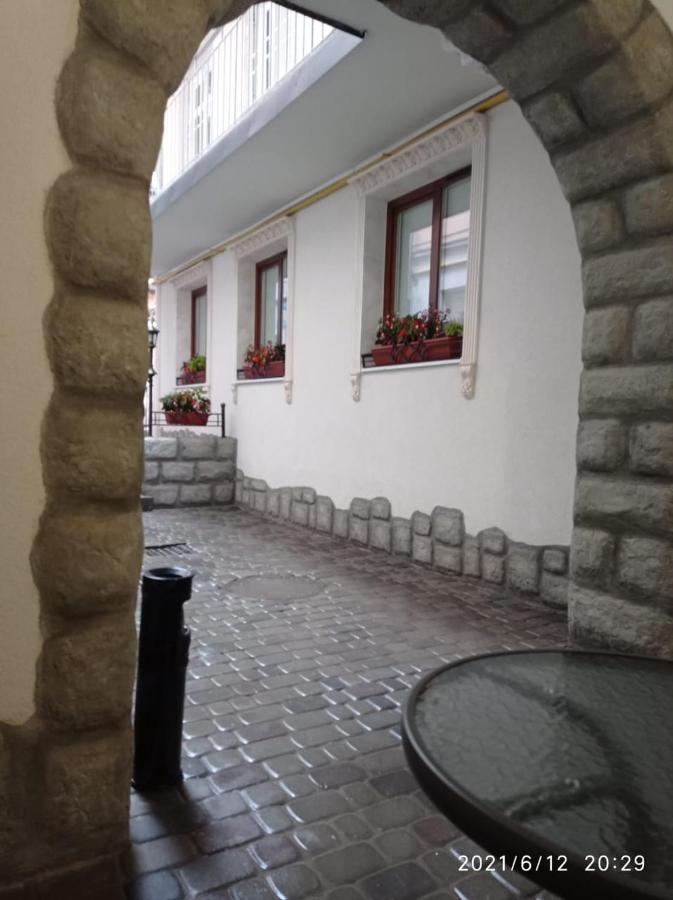 Rynok 25 Deluxe Lviv Center Lejlighed Eksteriør billede