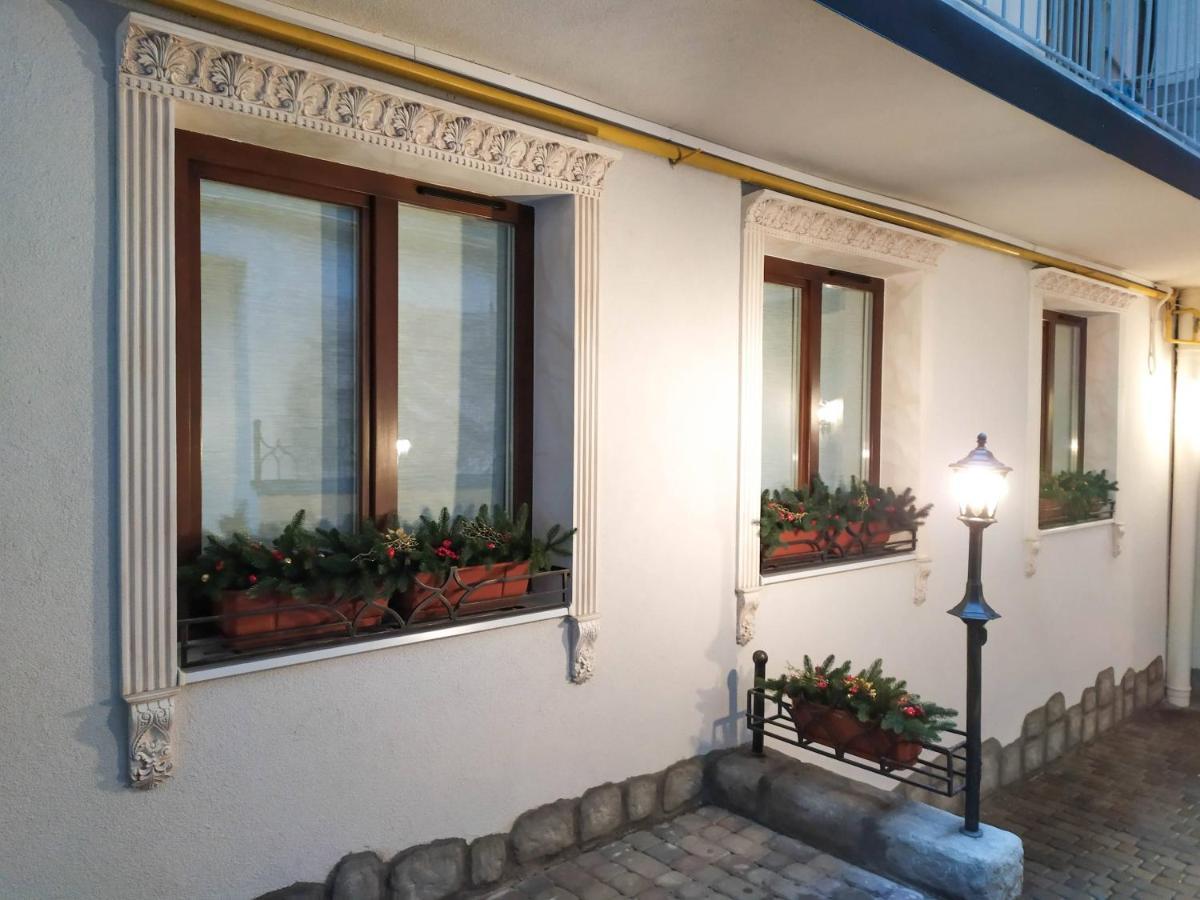 Rynok 25 Deluxe Lviv Center Lejlighed Eksteriør billede