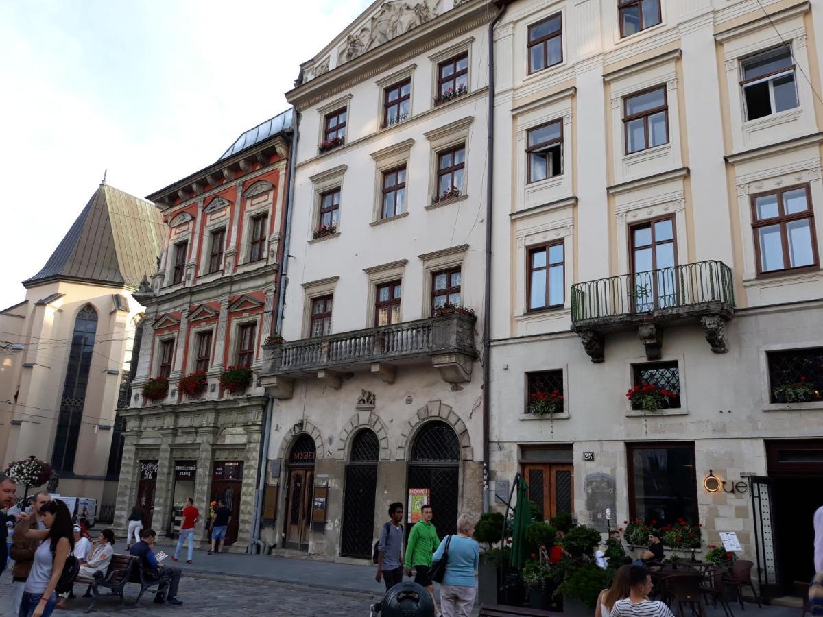 Rynok 25 Deluxe Lviv Center Lejlighed Eksteriør billede